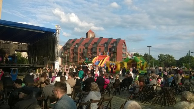 dj na wesele,organizacja imprez,naglosnienie,oswietlenie,efekty