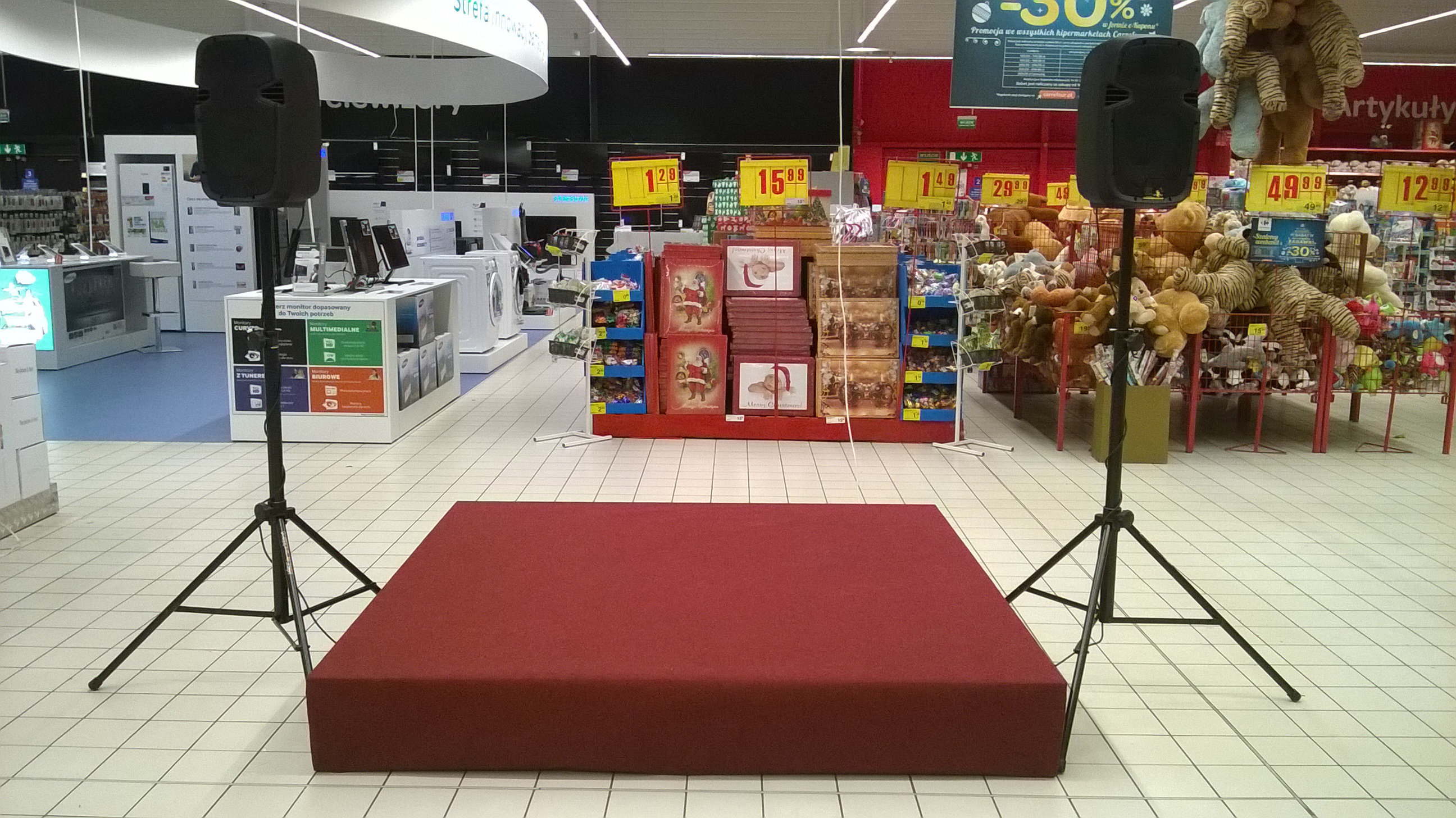 wynajem podestow, imprezy firmowe,naglosnienie,oswietlenie,efekty