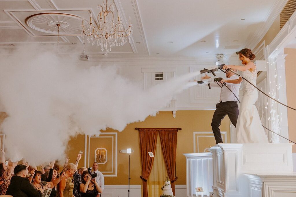 wynajem wytwornicy co2 wroclaw, co2 party, maszyna do co2, działko co2, dwutlenek wegla